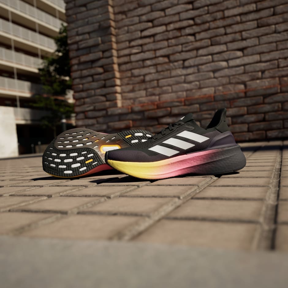 adidas Ultraboost 5x Shoes - Image 3